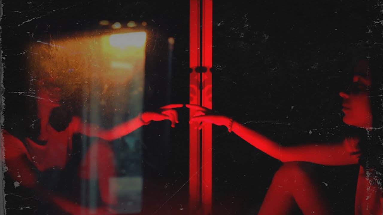 Alicia Le&oacute;n - Mis Emociones (Lyric Video)