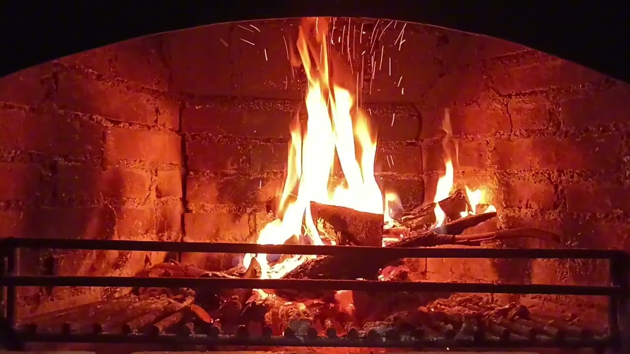 Calm Night Fire. Without any music. Crackling of the Fire. 1080HP 4 Hours