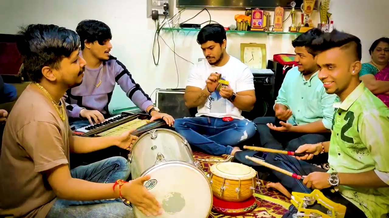 महाराष्ट्राचा भगवा झेंडा रायगड किल्ल्यावर |श्री छत्रपती शिवाजी महाराज | Avinash Ambre |LOVELYGROUP .