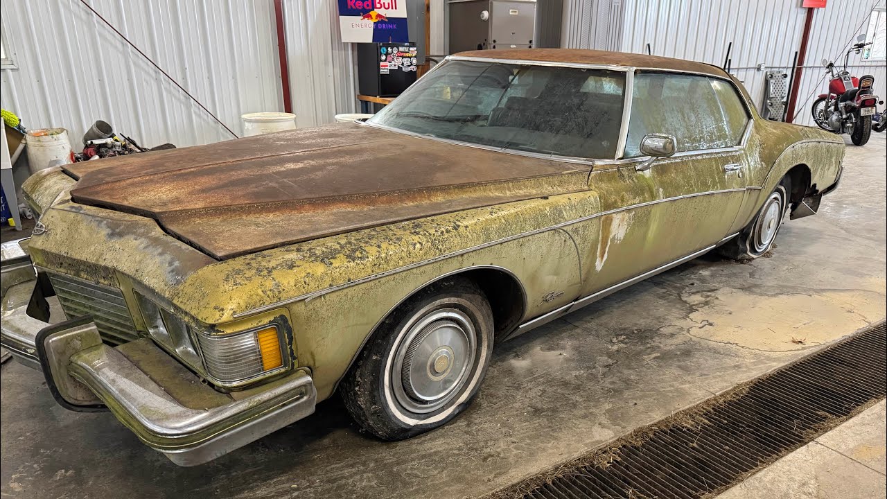 First Wash in 18 Years: 1973 Buick Riviera Junkyard Find!! Full Time-lapse!