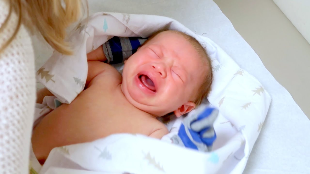 BABY'S TWO MONTH CHECK UP