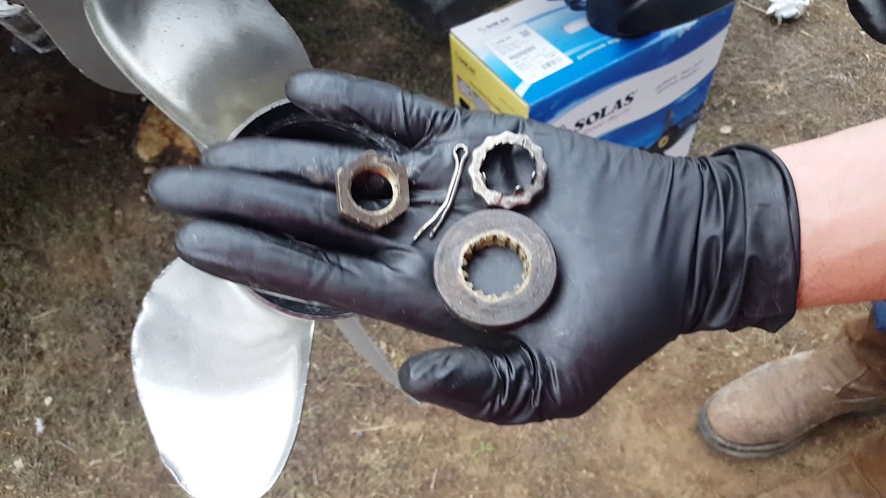 OMC Cobra Volvo Penta SX Propeller Removal & Replacement