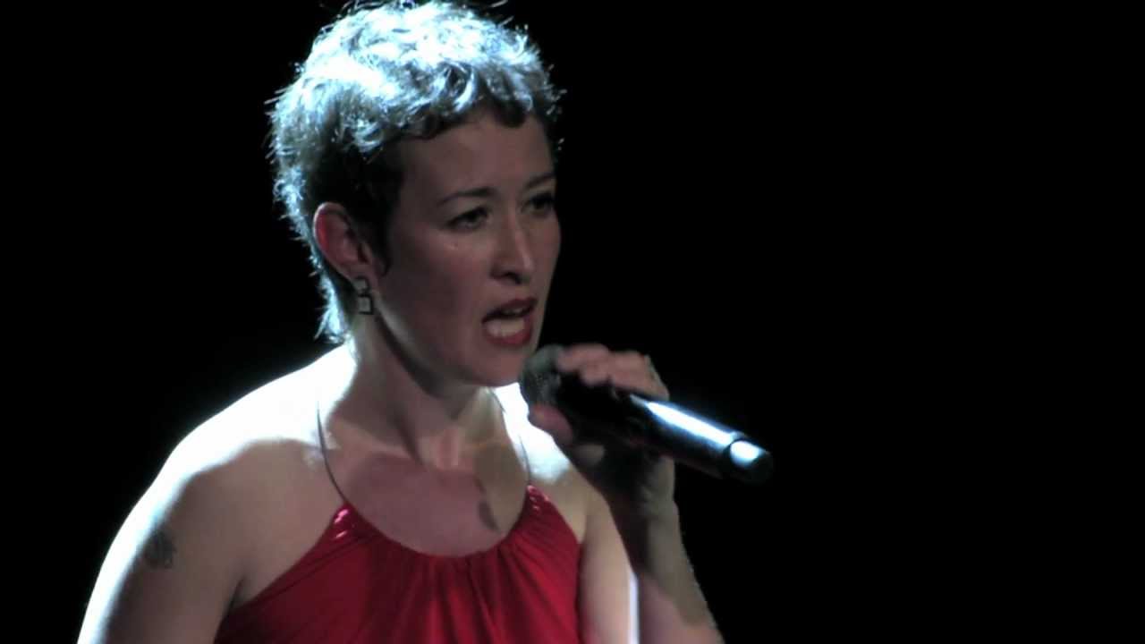 Fruta amarga (Gutiérrez/Manzi) Tango song by Sandra Rehder.