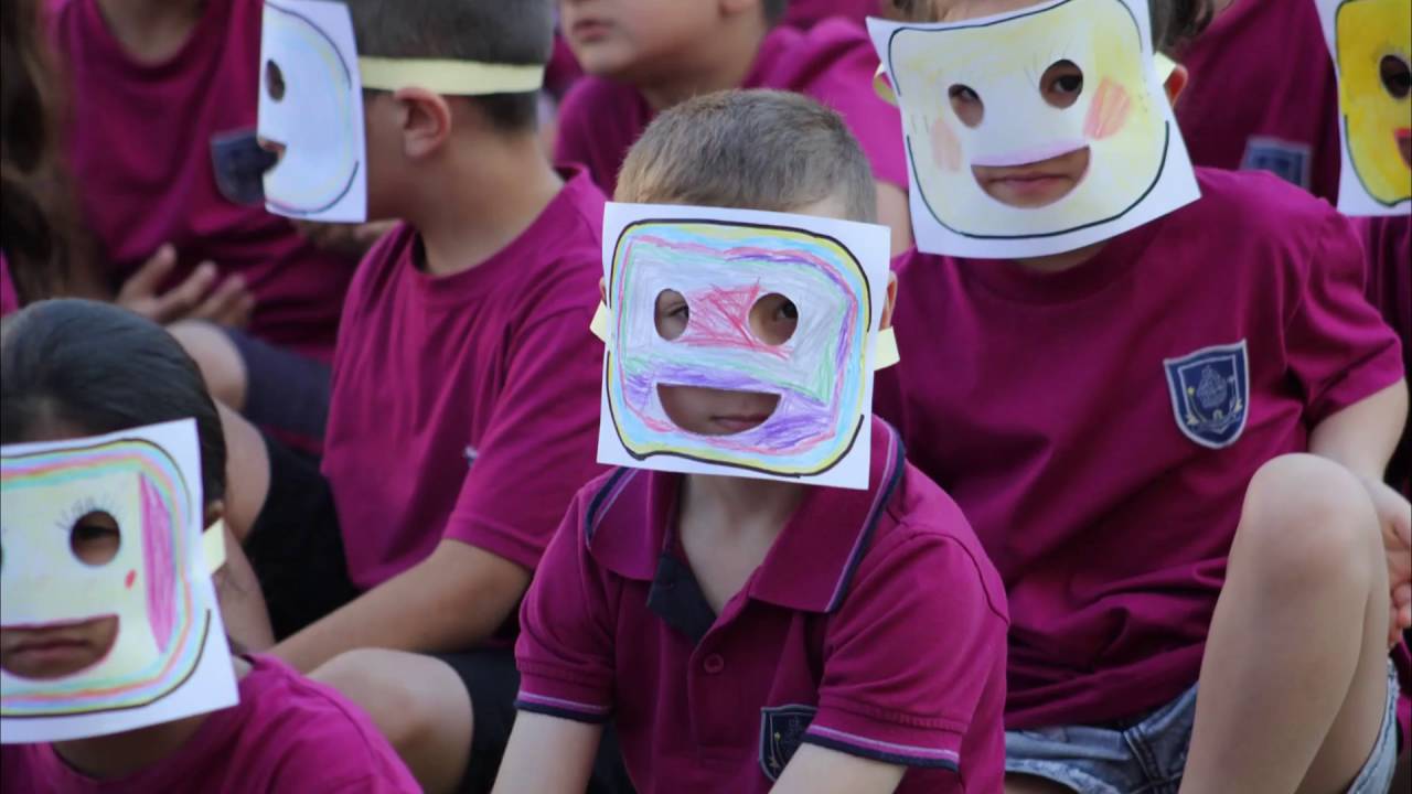 المدرسة البطريركية اللاتينية في الرينة - smile day