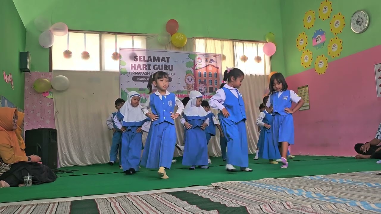 REYKA MENARI GURUKU TERSAYANG