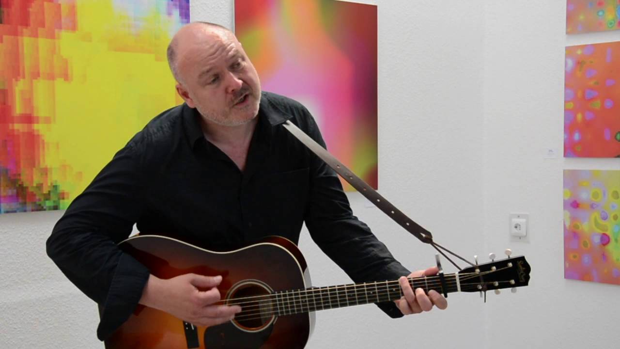 Michael Gerdes spielt &bdquo;Myrtenstrauch&ldquo; im Atelier KUNSTBECKER