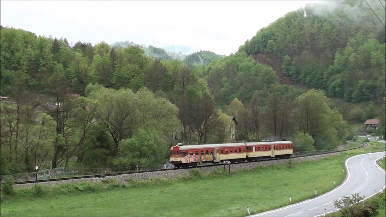 SŽ 814 031 +813 031 langs gr&aelig;nsen mellem Slovenien og Kroatien marts 2017