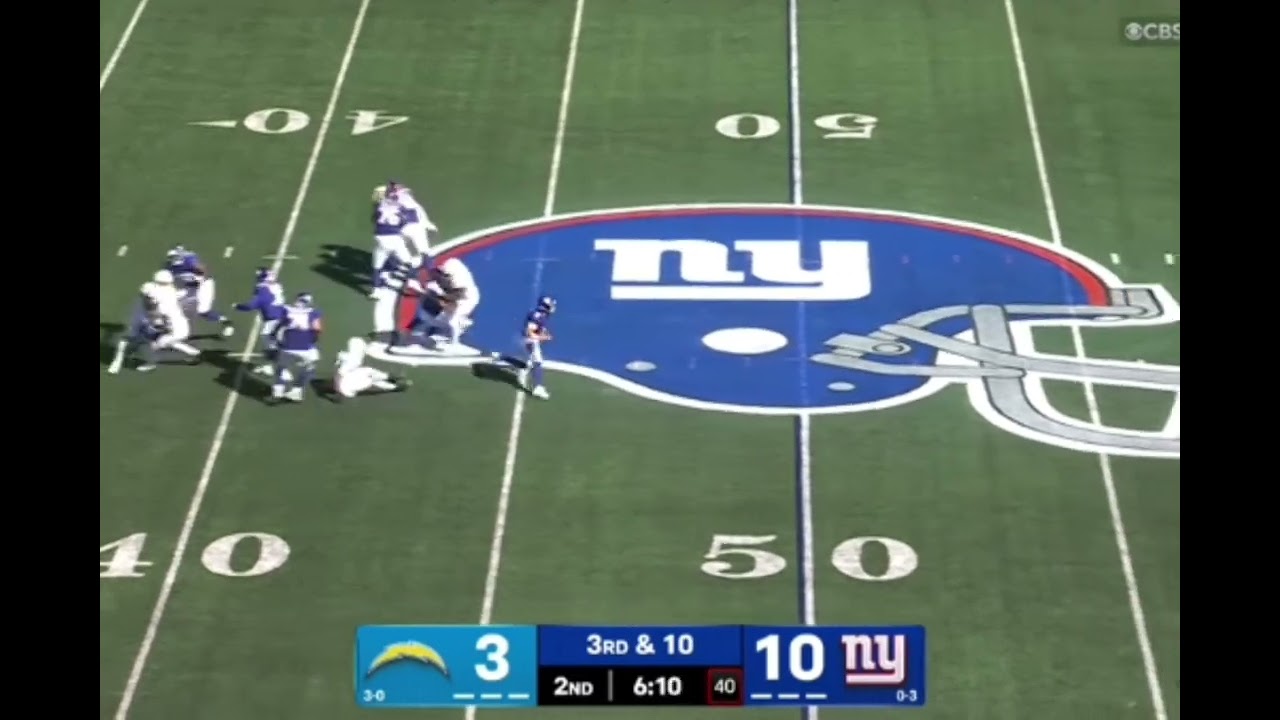 Jaxson Dart Is SERIOUS 💯❤️🤍💙 #newyorkgiants #nfl #giants #highlights #foryou  #quarterback #fyp 