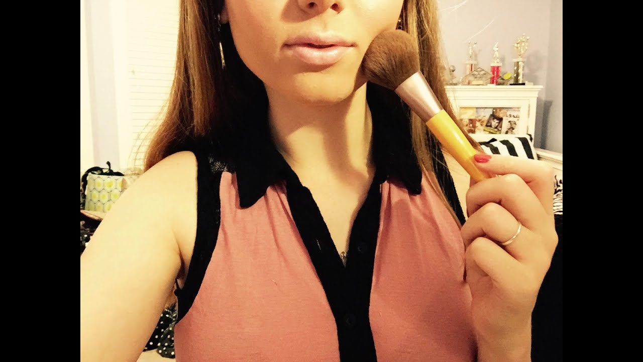 *ASMR* Nikki's Makeup Tutorial (Whisper)