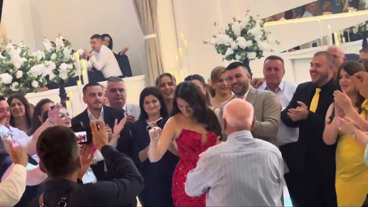Hajde nuse reja jeme - Martesa e Kengetares se mirenjohur Egzona Salaj. Suad Shaptafi & Ardit Seferi