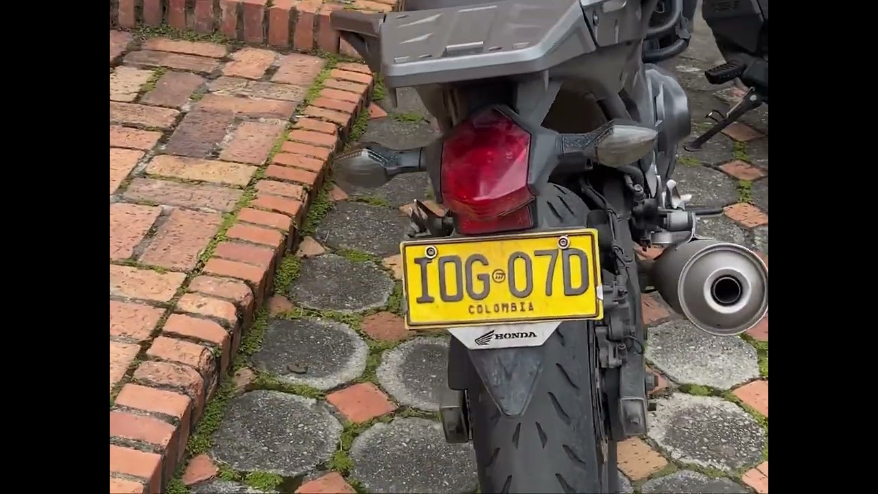 Parrilla honda nc 750 original  instalación 