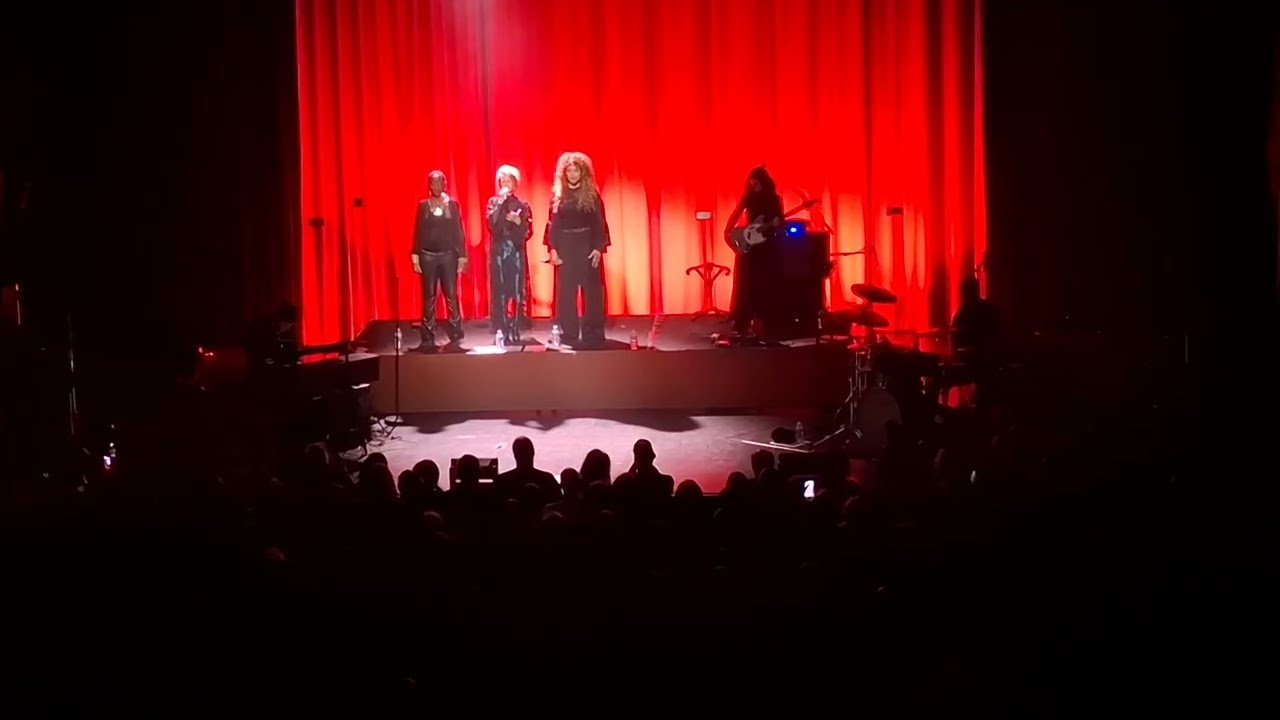 Selah Sue and The Gallands 
