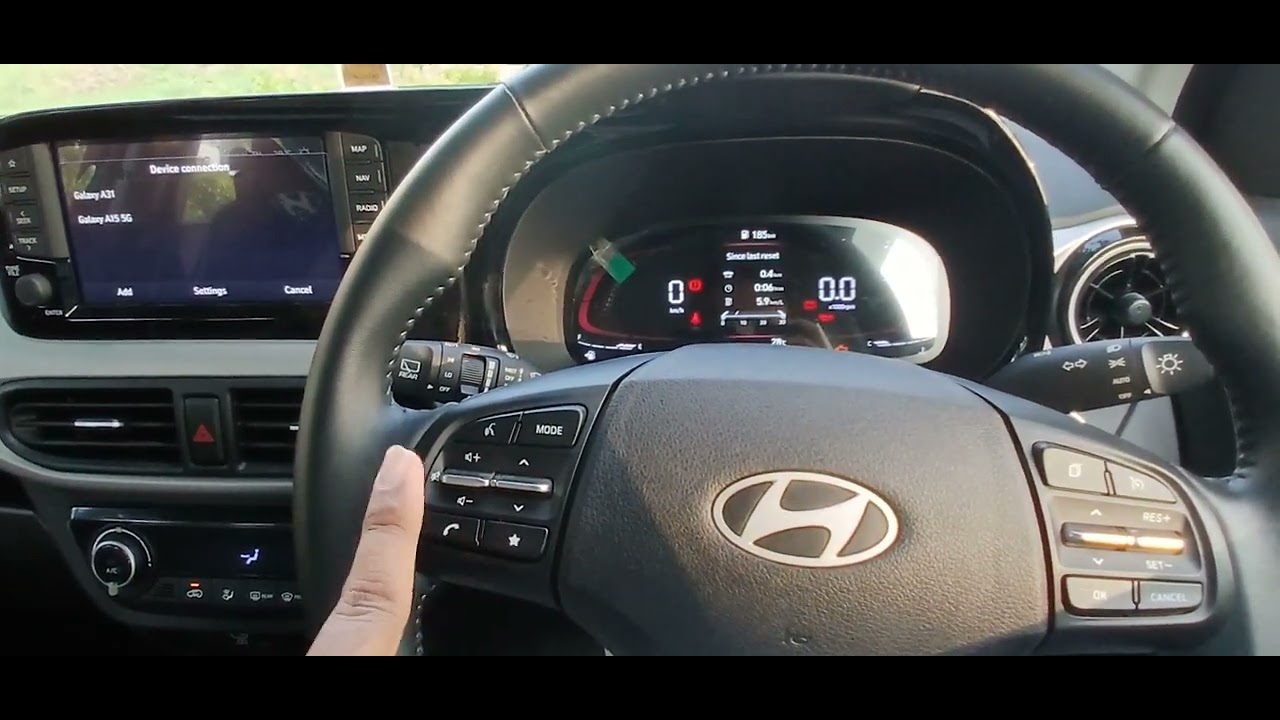 Steering wheel features of HYUNDAI EXTER