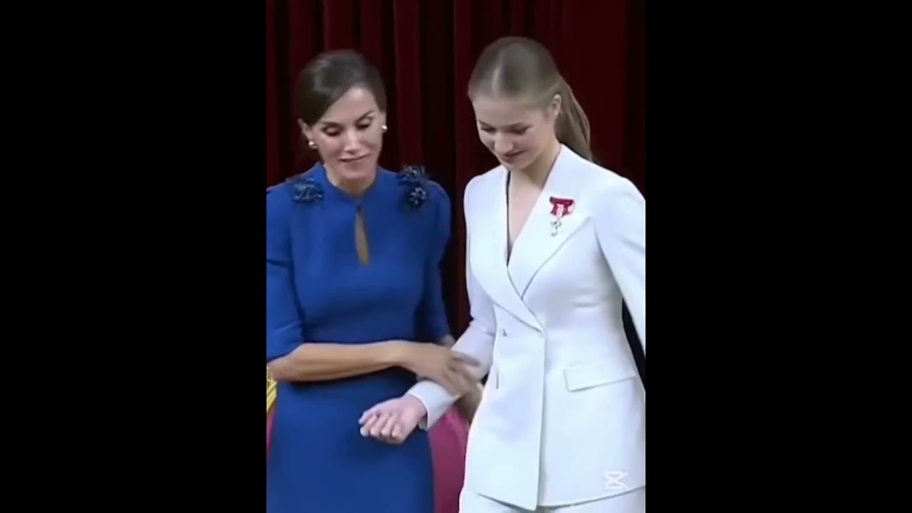 #leonordeborb&oacute;n #royalsofspain #futurequeen #duet #spanishroyalfamily #edit #casareal #love