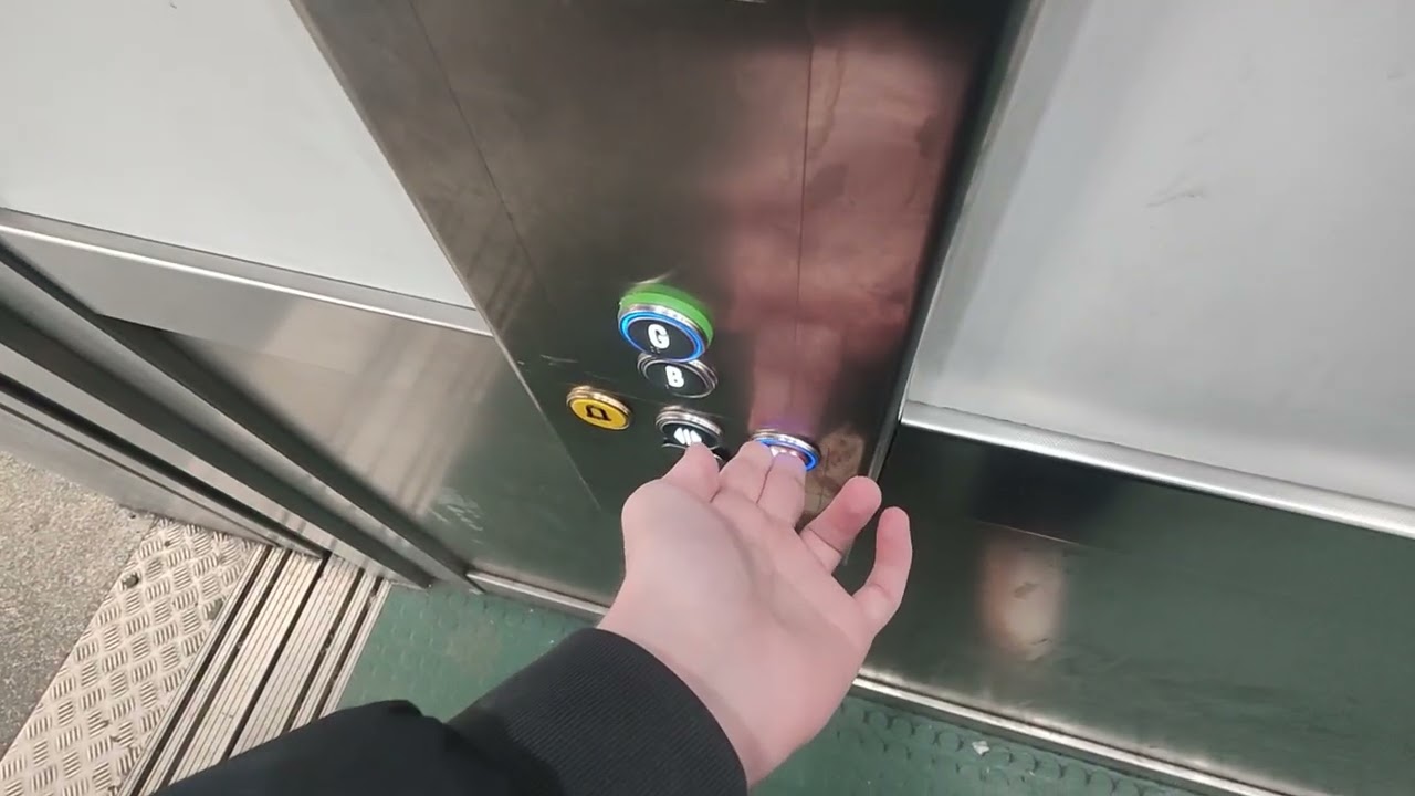 Pickerings Lift @ Morrisons In Acton