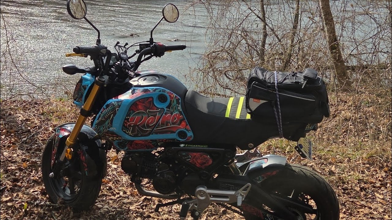 Grom cruising 