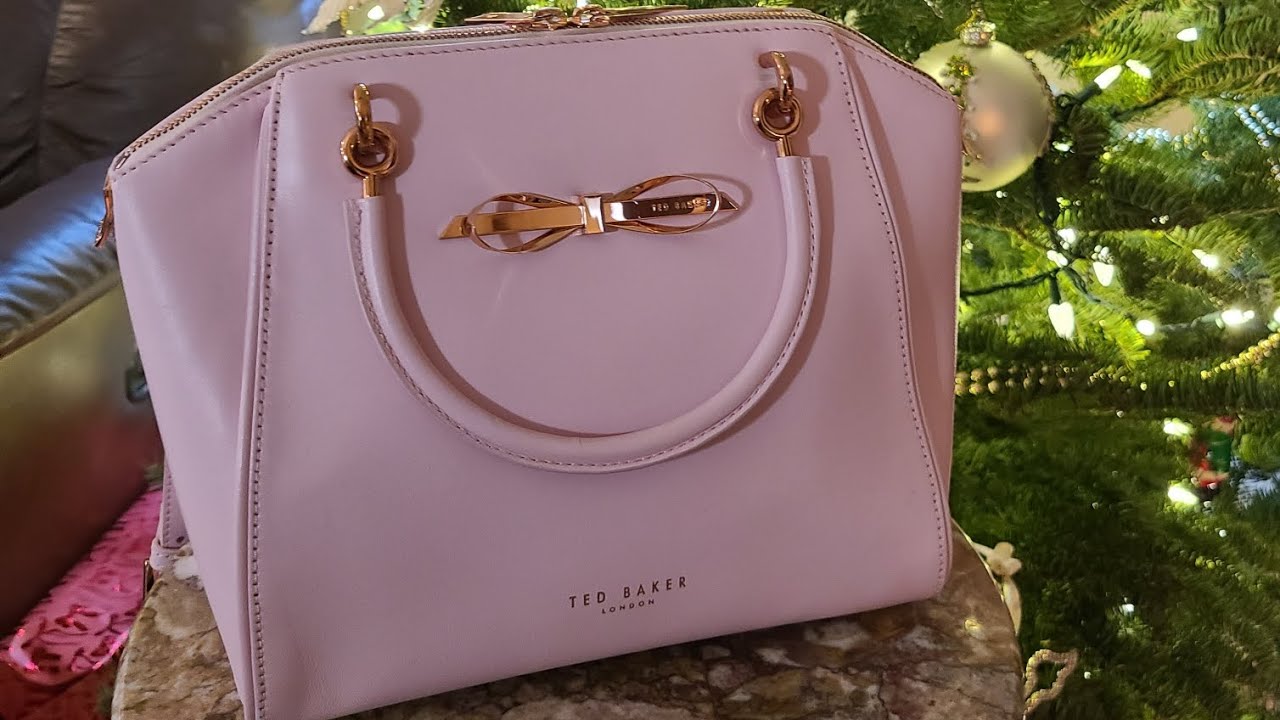 Распродажа сумок! Дизайнерские сумки и сувениры! #Dooney #Coach #TedBakerLondon #KSpade ❤️👛❤️🍀