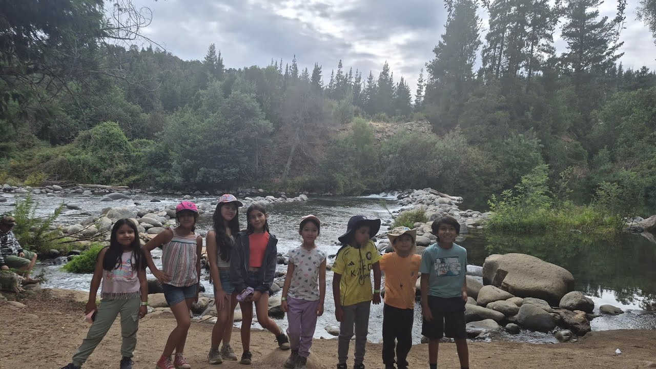 Camping Borde río claro, con los amigos