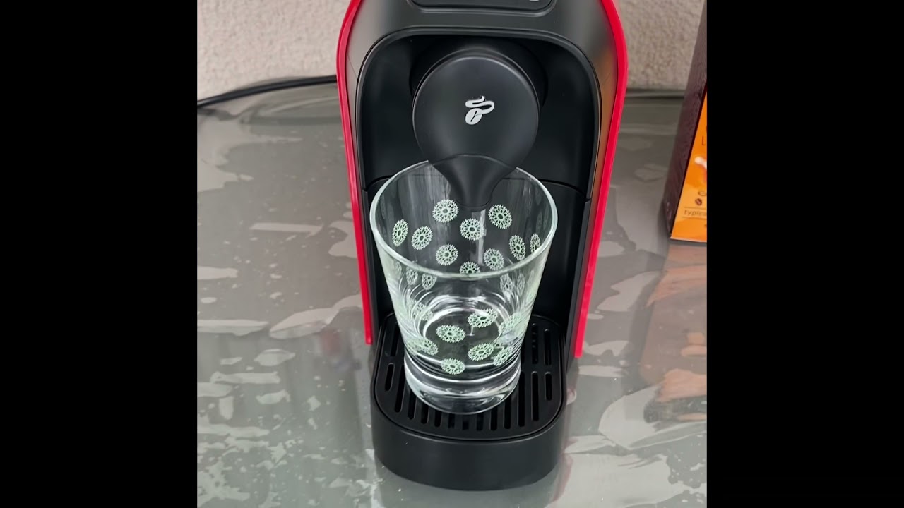 Tchibo Cafissimo Easy Kapsül Kahve Makinesi Kutudan Çıkıyor