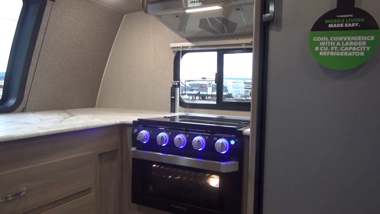 25' Model w/2 Slide outs and King Bed? 2020 Coachmen Freedom Express 259FKS