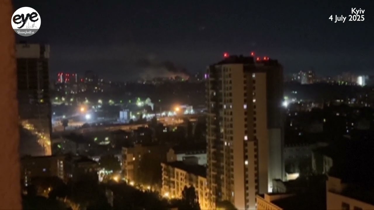 MOMENT: At least 23 people injured in Russia's largest aerial attack on Kyiv