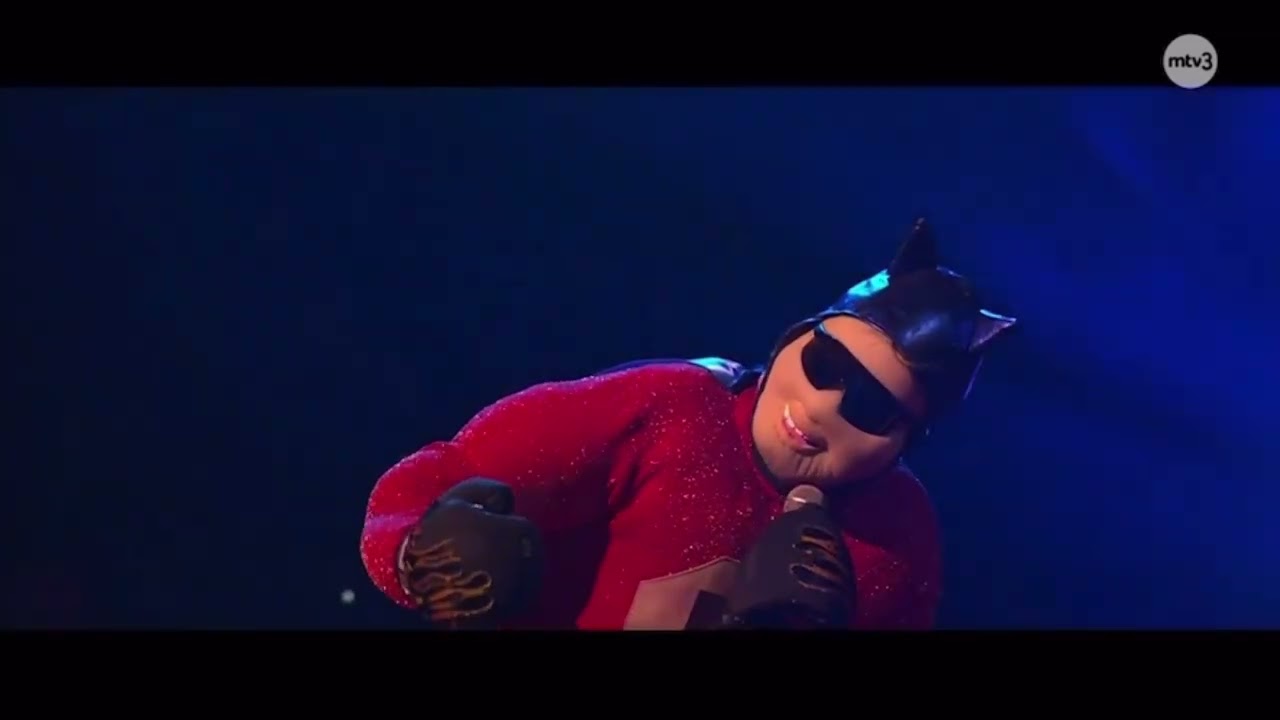 Pierumies sings “Shake It Off” by Taylor Swift | The Masked Singer Suomi | Season 7