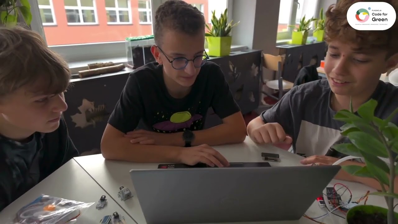 Finalista Nagrody Przewroty 2025: Program edukacyjny School Living Lab