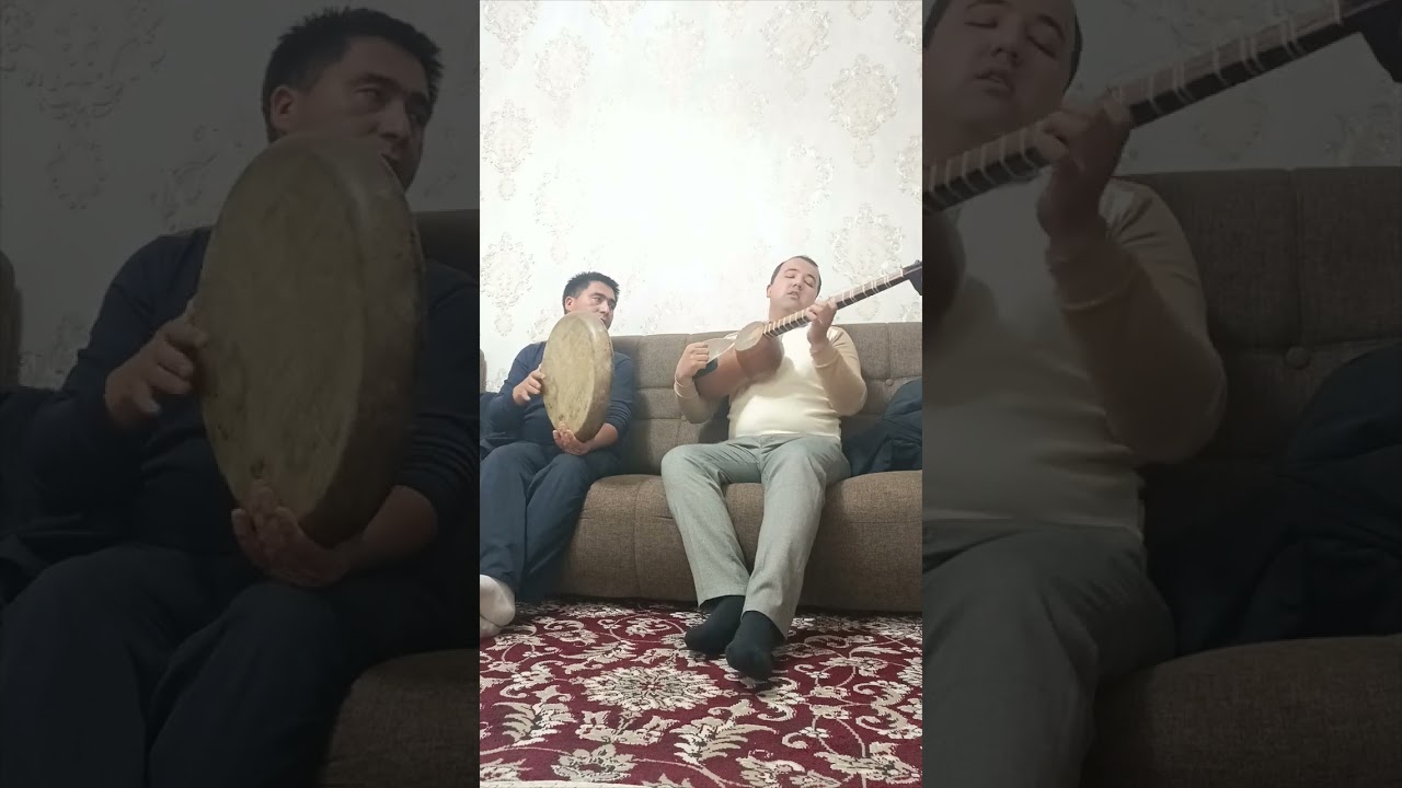 Mavlonbek Otaxonov ijrosida 