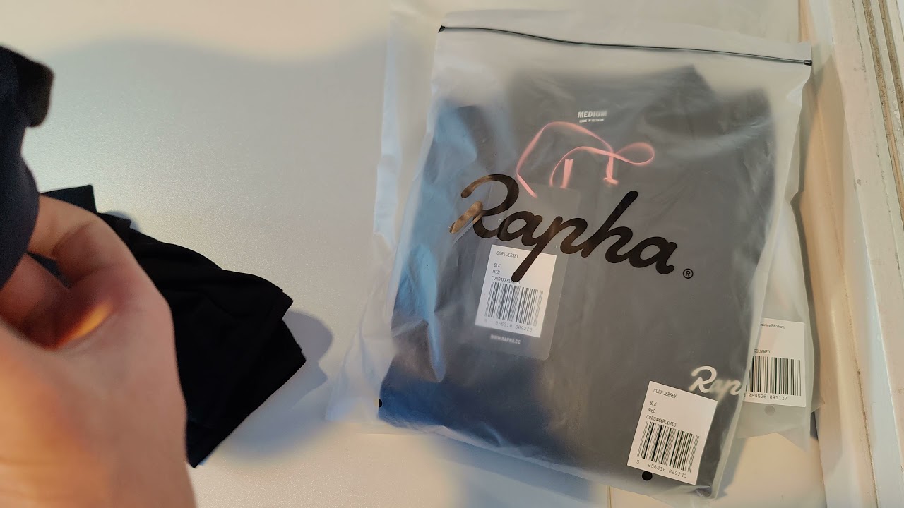Ubrania na rower marki RAPHA | Unboxing i pierwsze wrażenia!