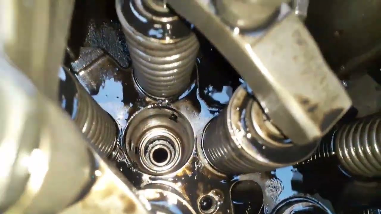 ISX15 Cummins: instalación de anillos retenedores HD (2/2)