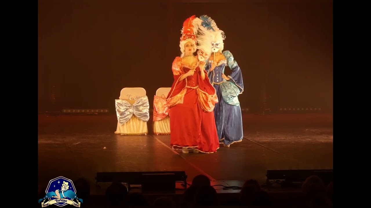 Bruges Burlesque Festival - Bohemian Cherry & Carmilla Lux  'Twin Queens'