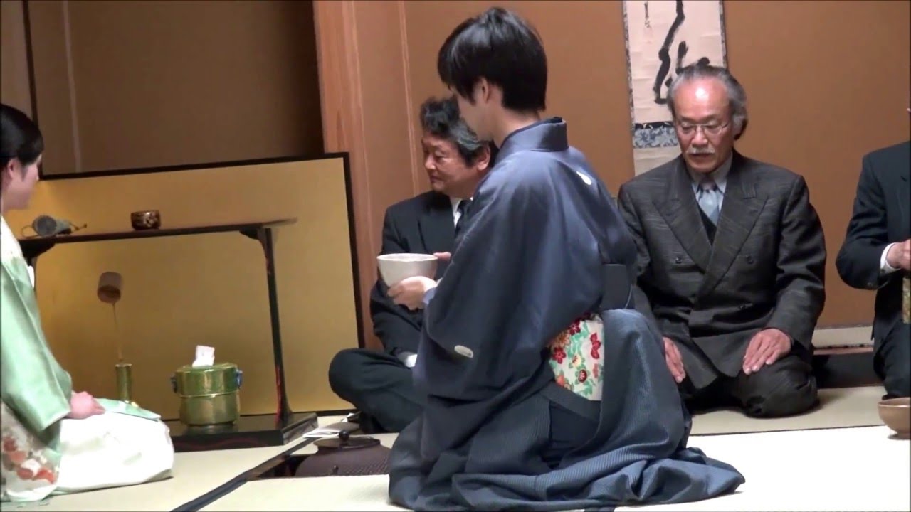 ◆美しい茶道の世界： 濃茶席 初釜 平成28年 愛知学院大学茶華道部