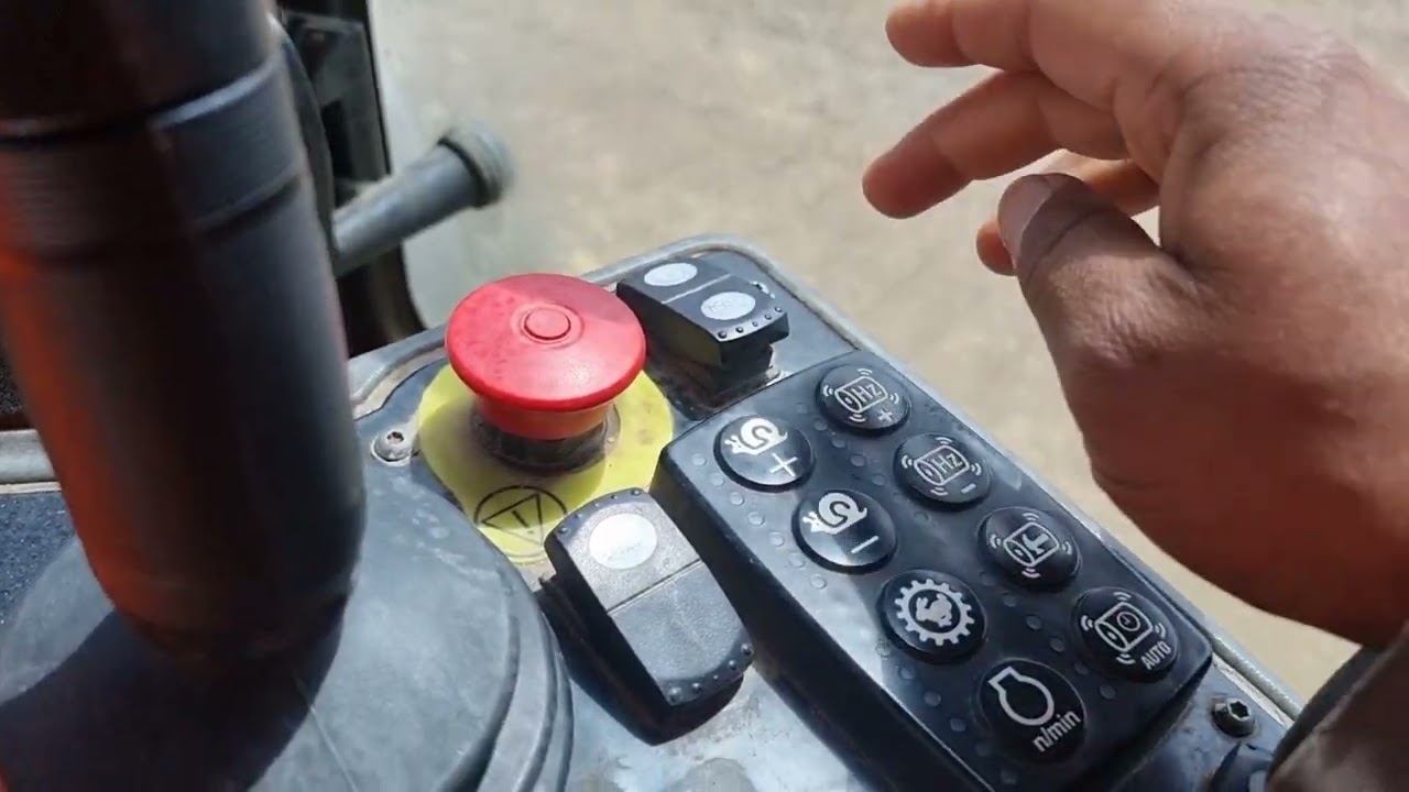 Basic Control of CAT CS78B Smooth Drum Roller