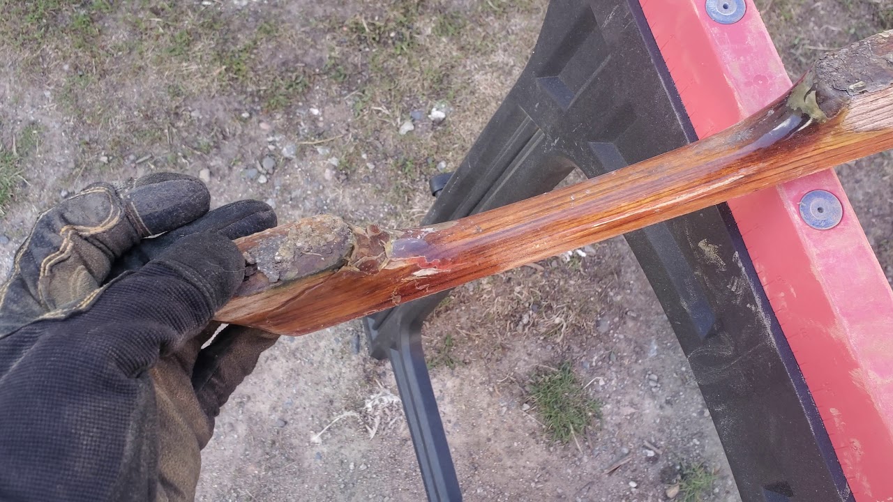 Catalina 25 restoration : sanding the rails