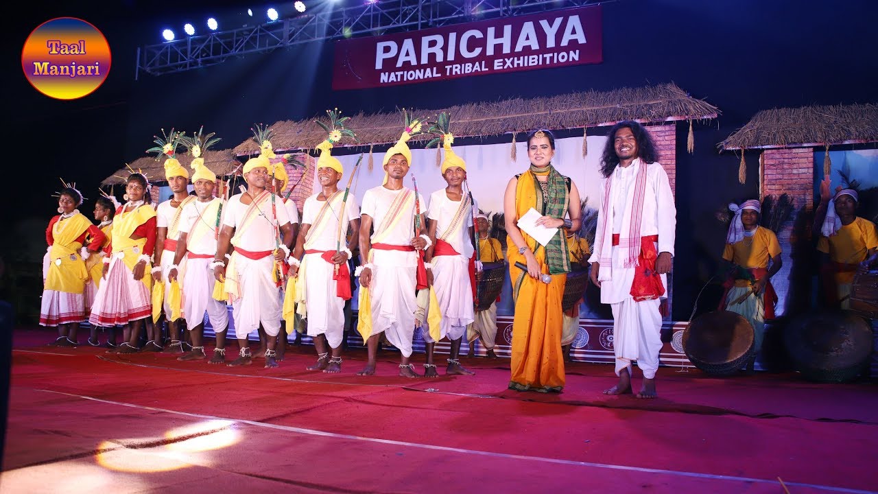 भुबनेश्वर ओड़िसा के स्टेज में मुंडारी कलाकार SUKHRAM PAHAN & TEAM