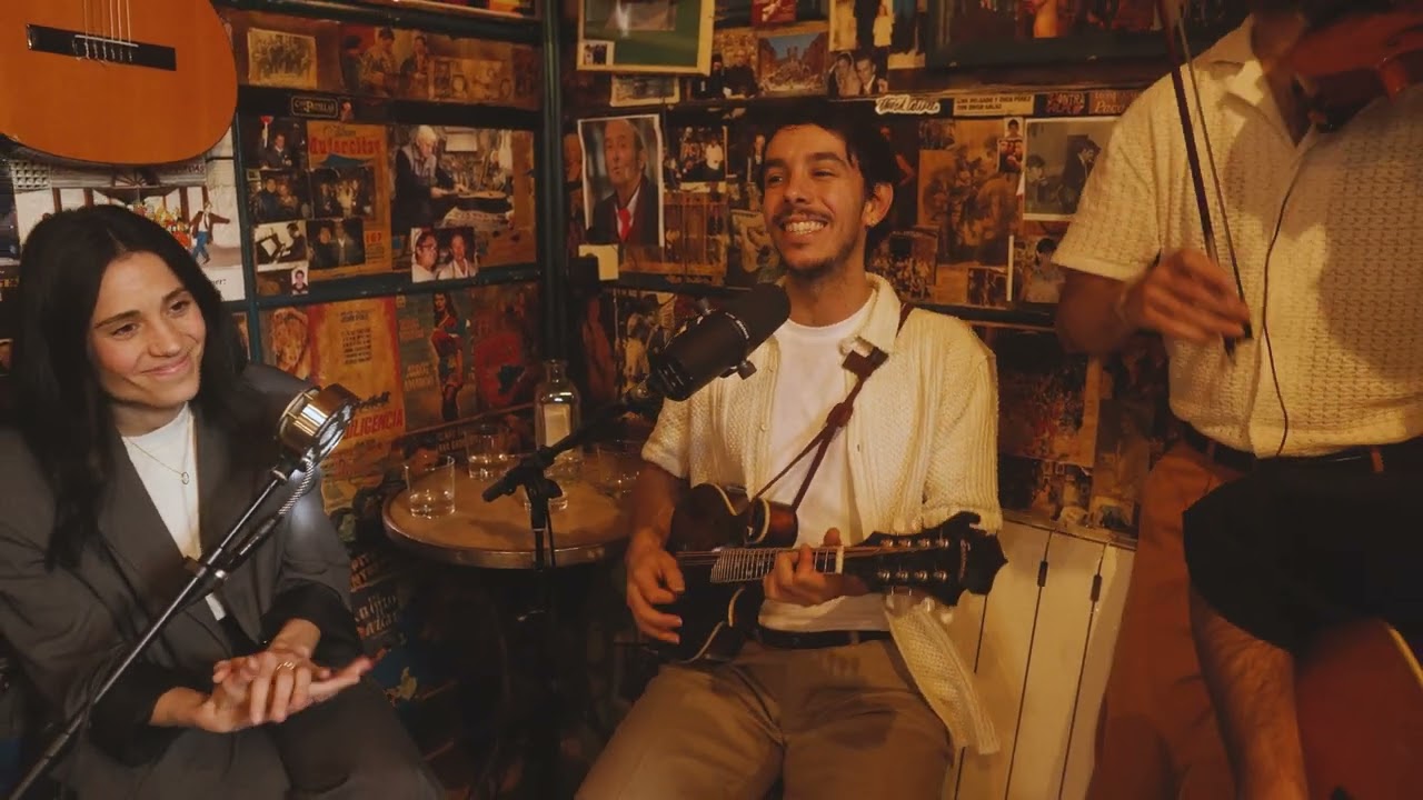 Glastonbury  - Nøgen & el nido