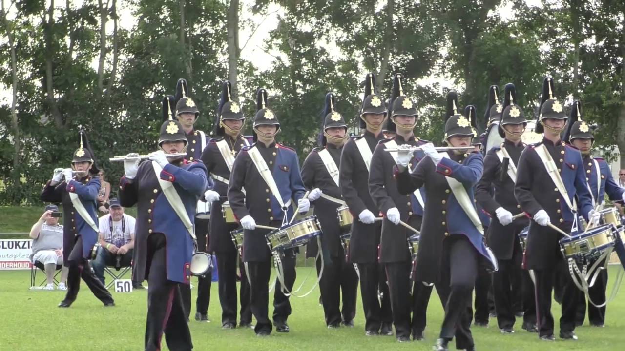 Pasveerkorps Leeuwarden taptoe corso Vollenhove 2016