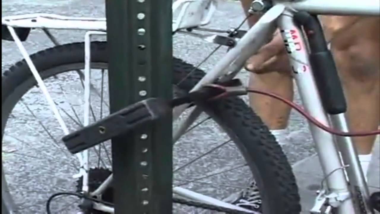 Hal-Ruzal-Grades-Your-Bike-Locking - FULL - COMPLETO (DEF).