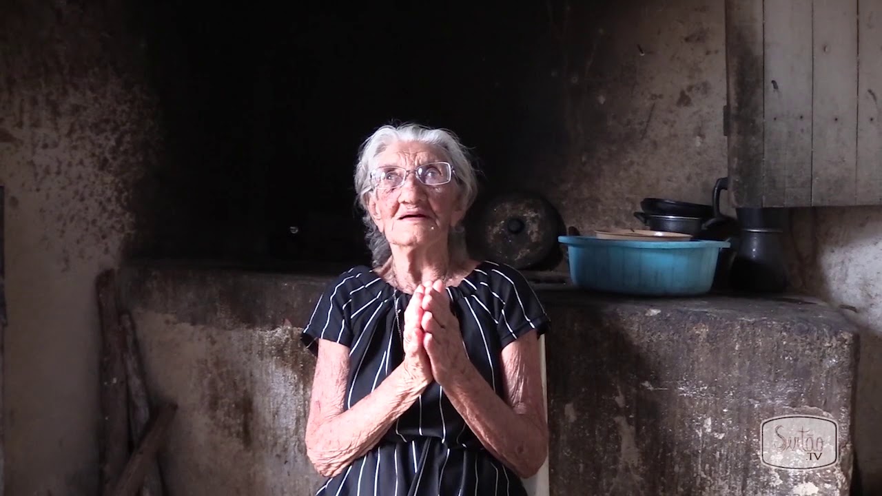Lamparinas do Sertão: A história da rezadeira Sebastiana da Silva