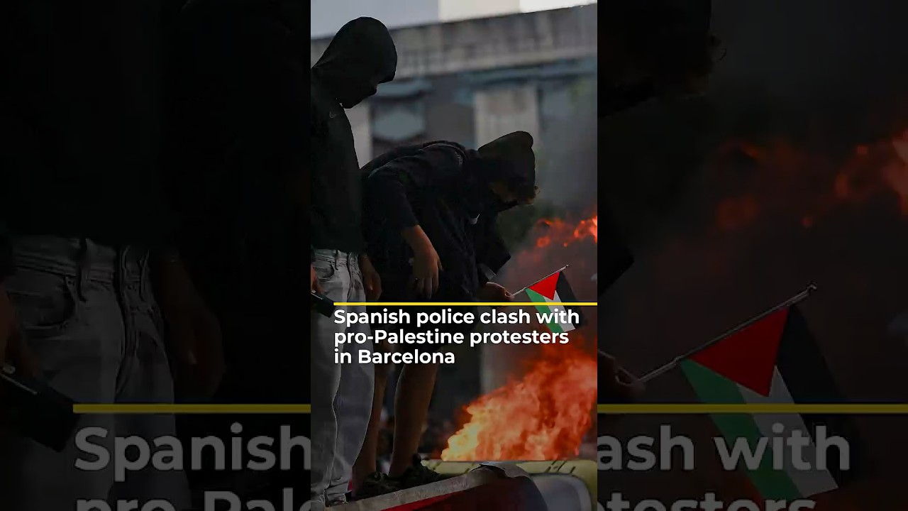 Spanish police clash with pro-Palestine protesters in Barcelona | #ajshorts