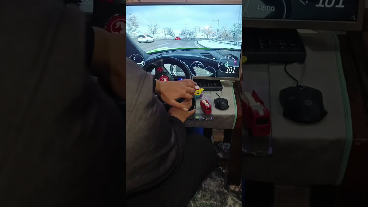 Forza horizon 4 driving porsche