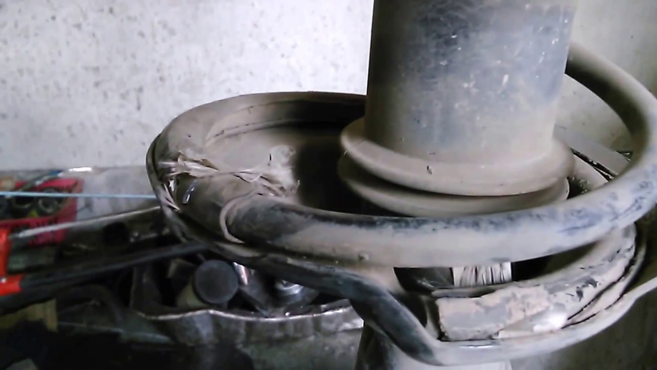 COMO ARMAR Y DESARMAR UN COMPENSADOR DELANTERO DE UN HONDA CIVIC 2001