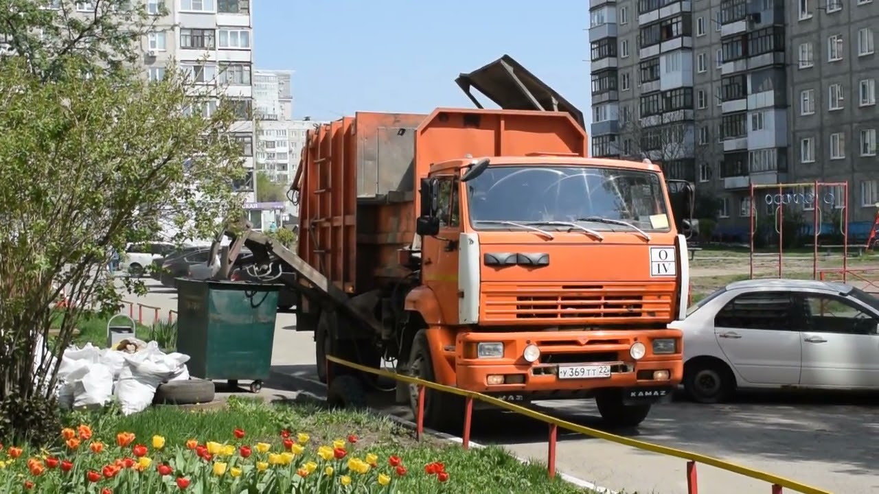 Мусоровоз МКМ-4605 (МК 4453-05) на шасси КамАЗ-53605-62 (У 369 ТТ 22) / KAMAZ garbage truck.