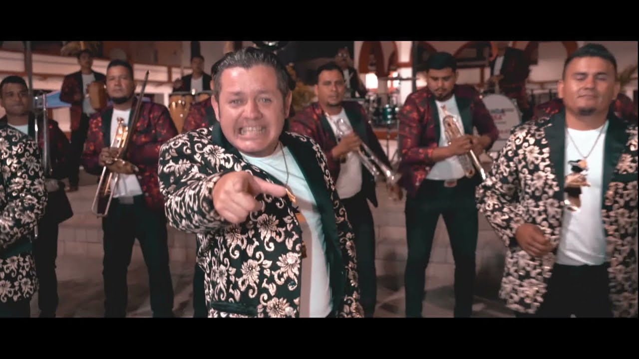 Banda Kora - Homenaje a su majestad La Brissa