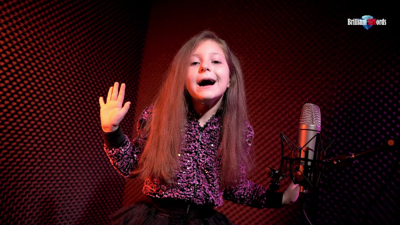 Adelina Nedelcu Rise_Up(cover)