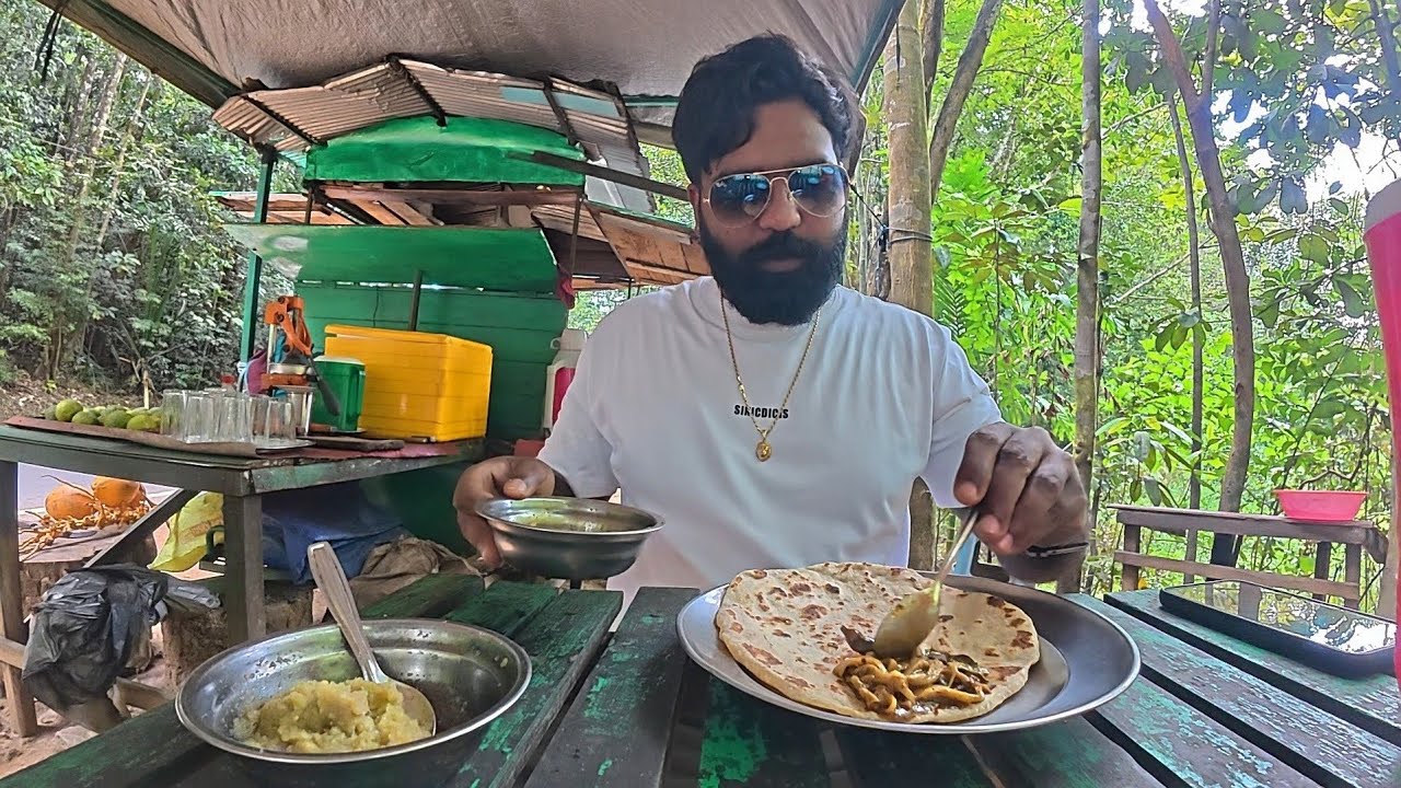 කොට්ටව කෑලේ බිම් මල් එක්ක පොල් රොටී 😱 කට පිච්චෙන කොච්චි සම්බෝලේ 