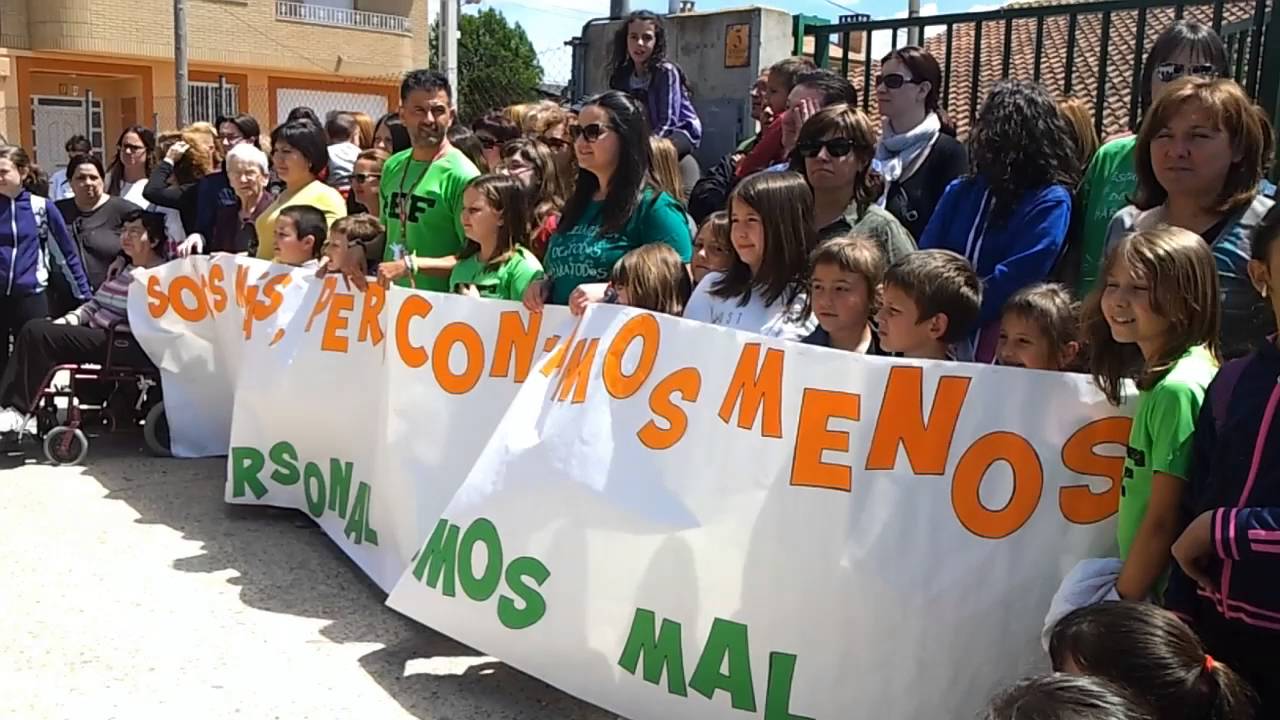 La localidad de Nonaspe, sale a la calle para pedir más profesorado