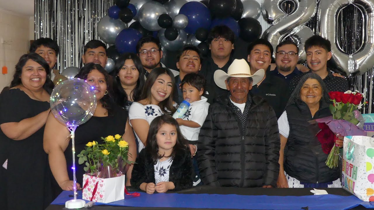 Video #2  cumpleaños del Sr Candido Sánchez  / bailado con sus HIJOS / 02/07/26 