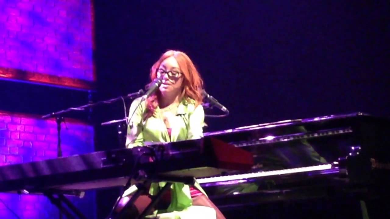 Tori Amos- 
