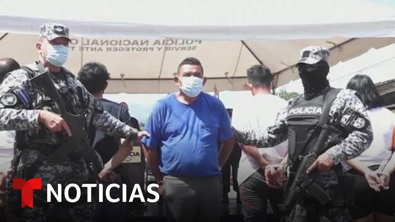 Estupor en El Salvador tras el hallazgo de 14 muertos | Noticias Telemundo